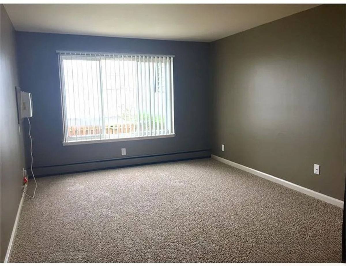 Apartment for rent at 620 John Anderson Court, Monroe, MI 48162