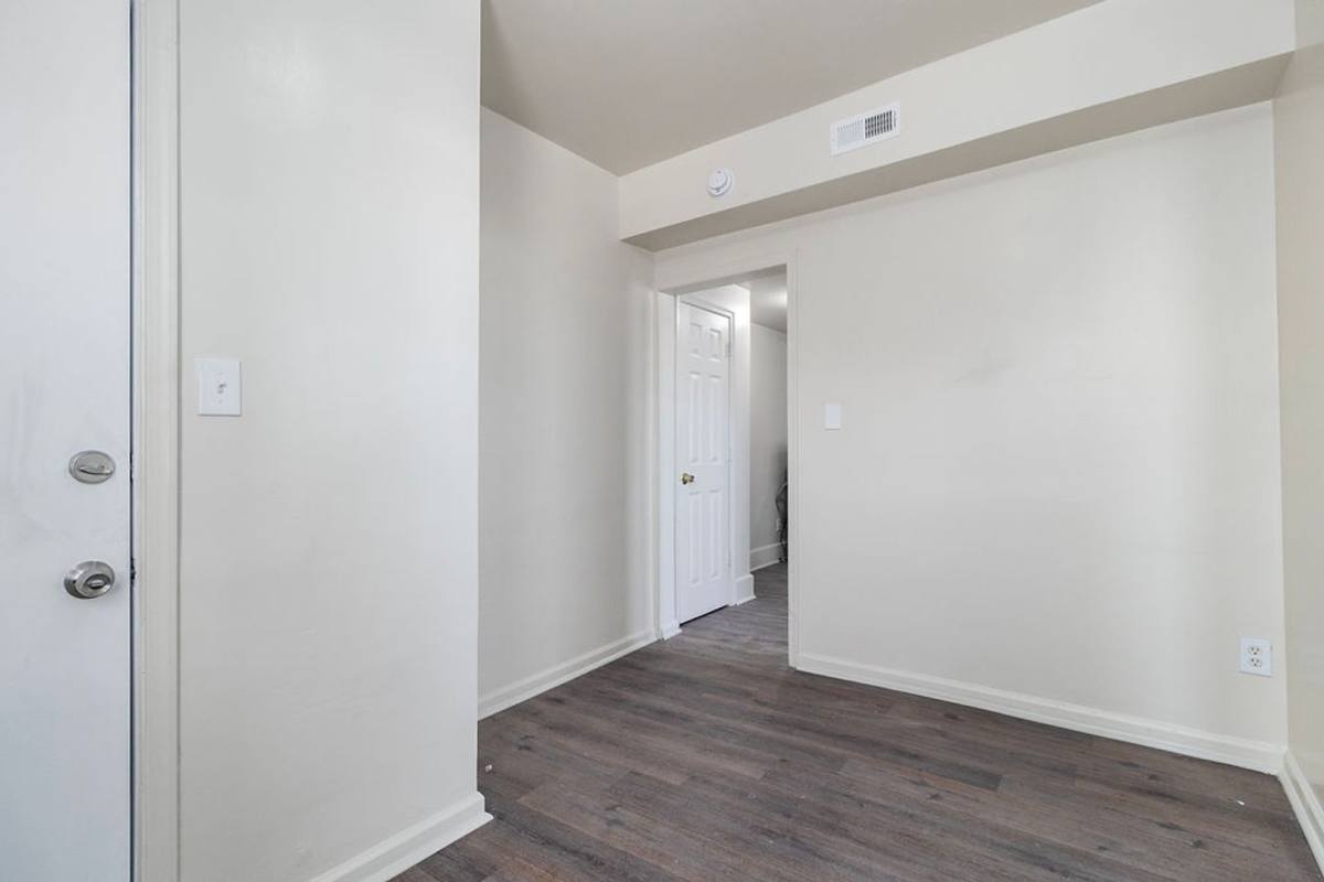 Apartment for rent at 1150 17th St #NE, Washington, DC 20002