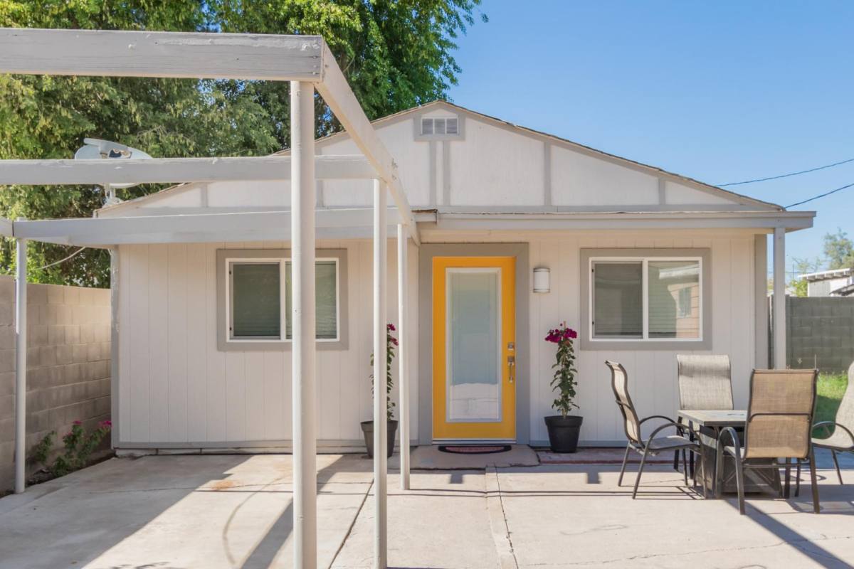 Apartment for rent at 2524 E Willetta St #ROOM 2, Phoenix, AZ 85008