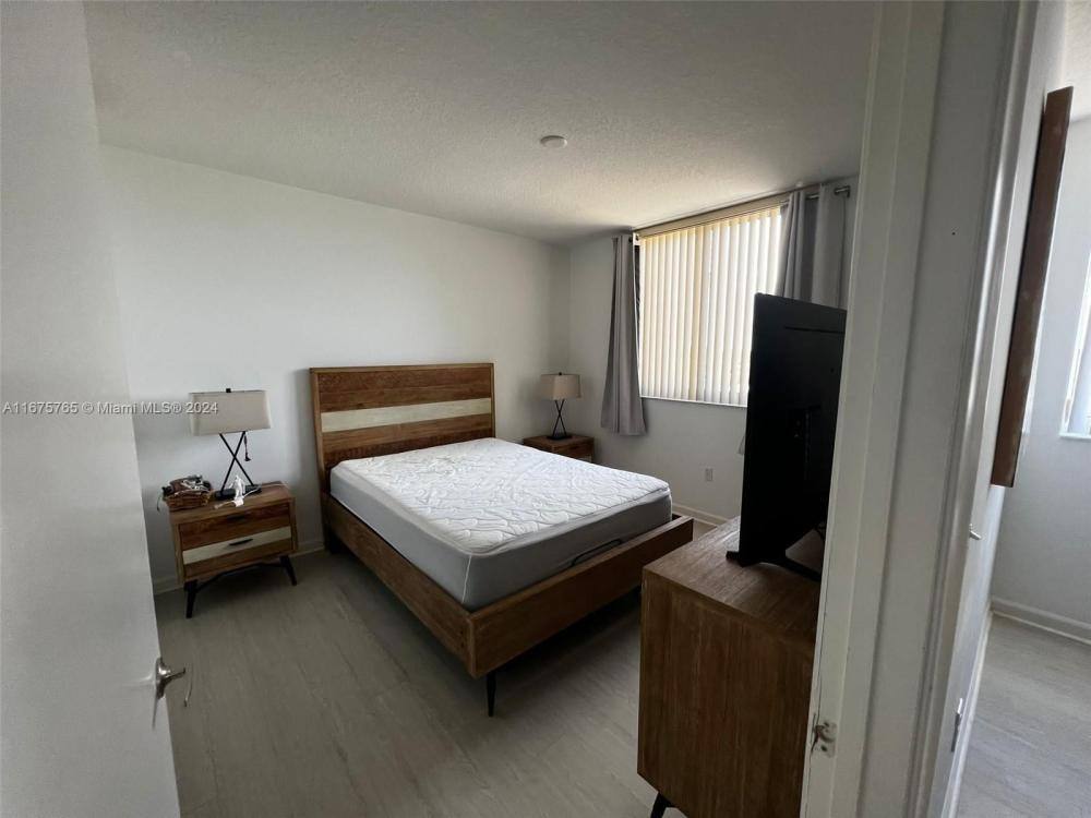 Apartment for rent at 2775 NE 187th St, Miami, FL 33180