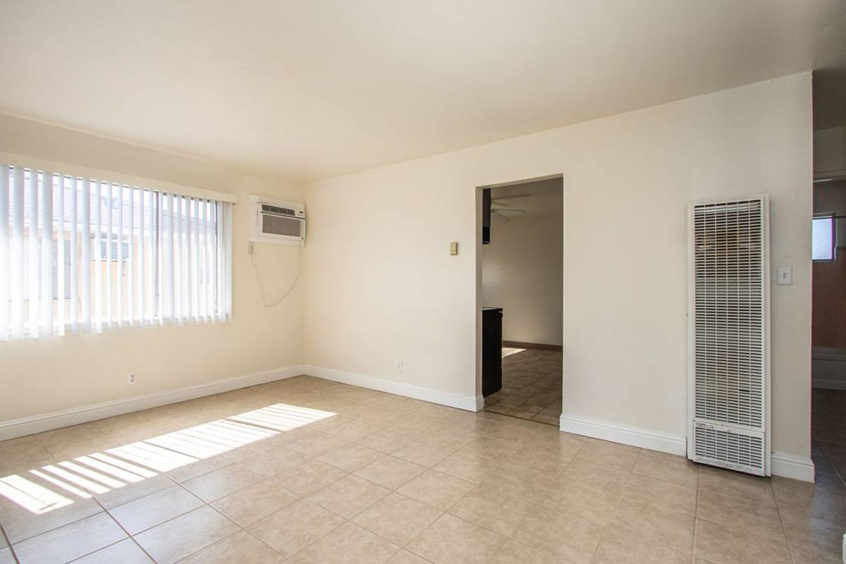 Apartment for rent at 121 Starr Ave, Turlock, CA 95380