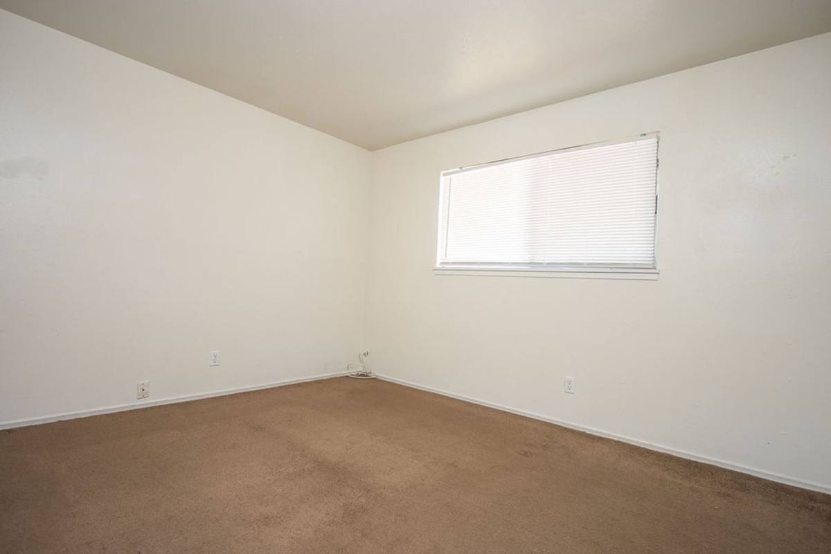 Apartment for rent at 121 Starr Ave, Turlock, CA 95380
