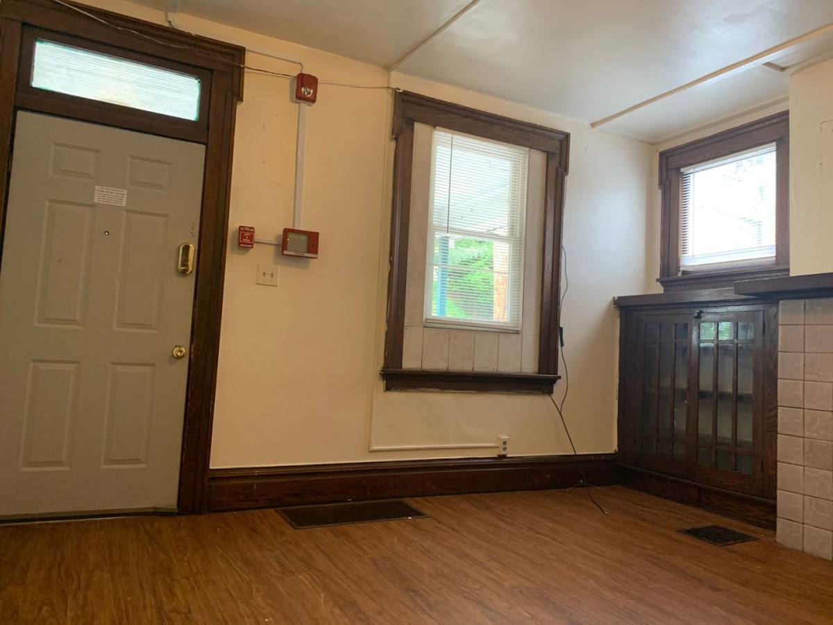 Apartment for rent at 698 700 Willey St, Morgantown, WV 26505
