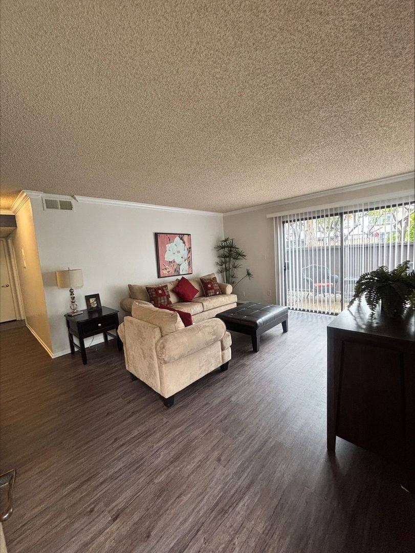 Apartment for rent at 7400 Artesia Blvd, Buena Park, CA 90621