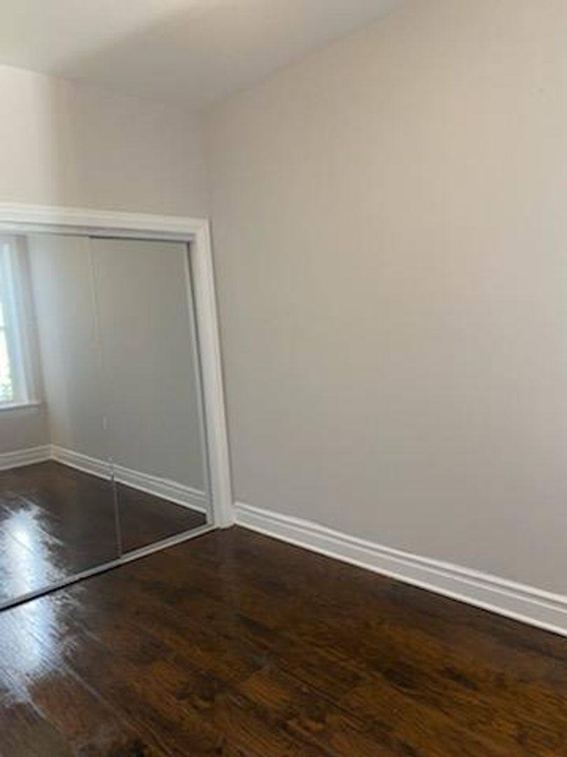 Apartment for rent at 3245 W 23rd St, Chicago, IL 60623
