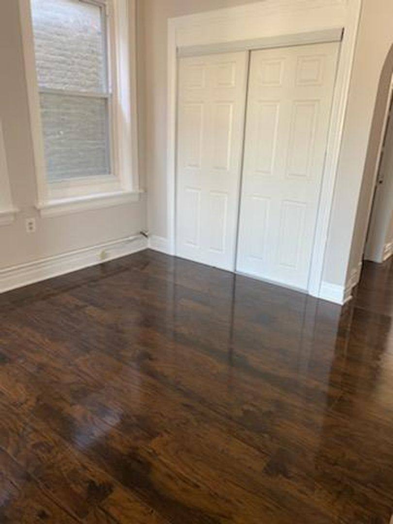 Apartment for rent at 3245 W 23rd St, Chicago, IL 60623
