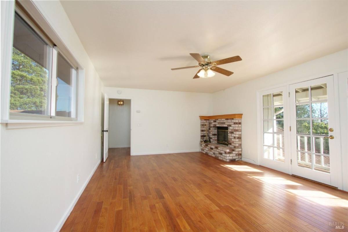 Apartment for rent at 20250-20256-20300 Arnold Dr, Sonoma, CA 95476