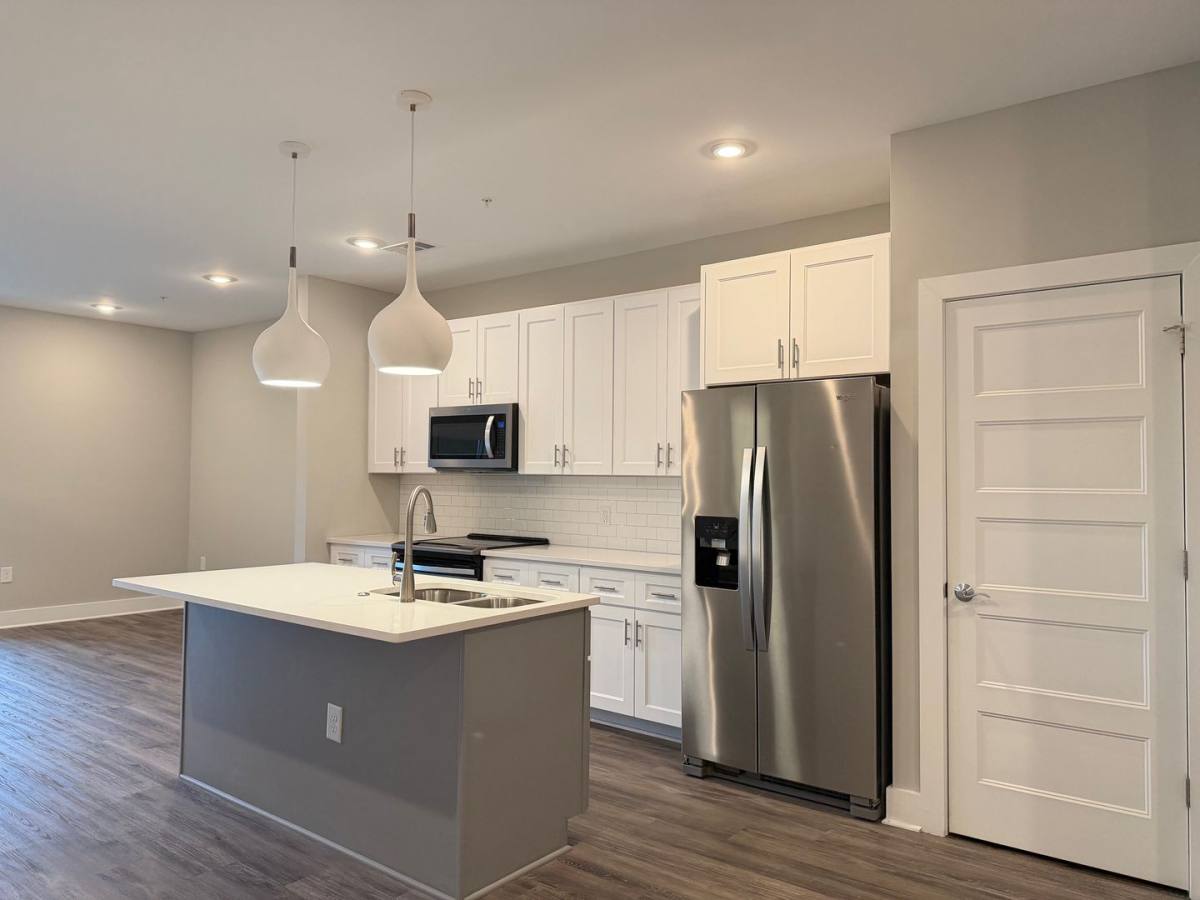 Apartment for rent at 400 E Chatham St, Cary, NC 27511