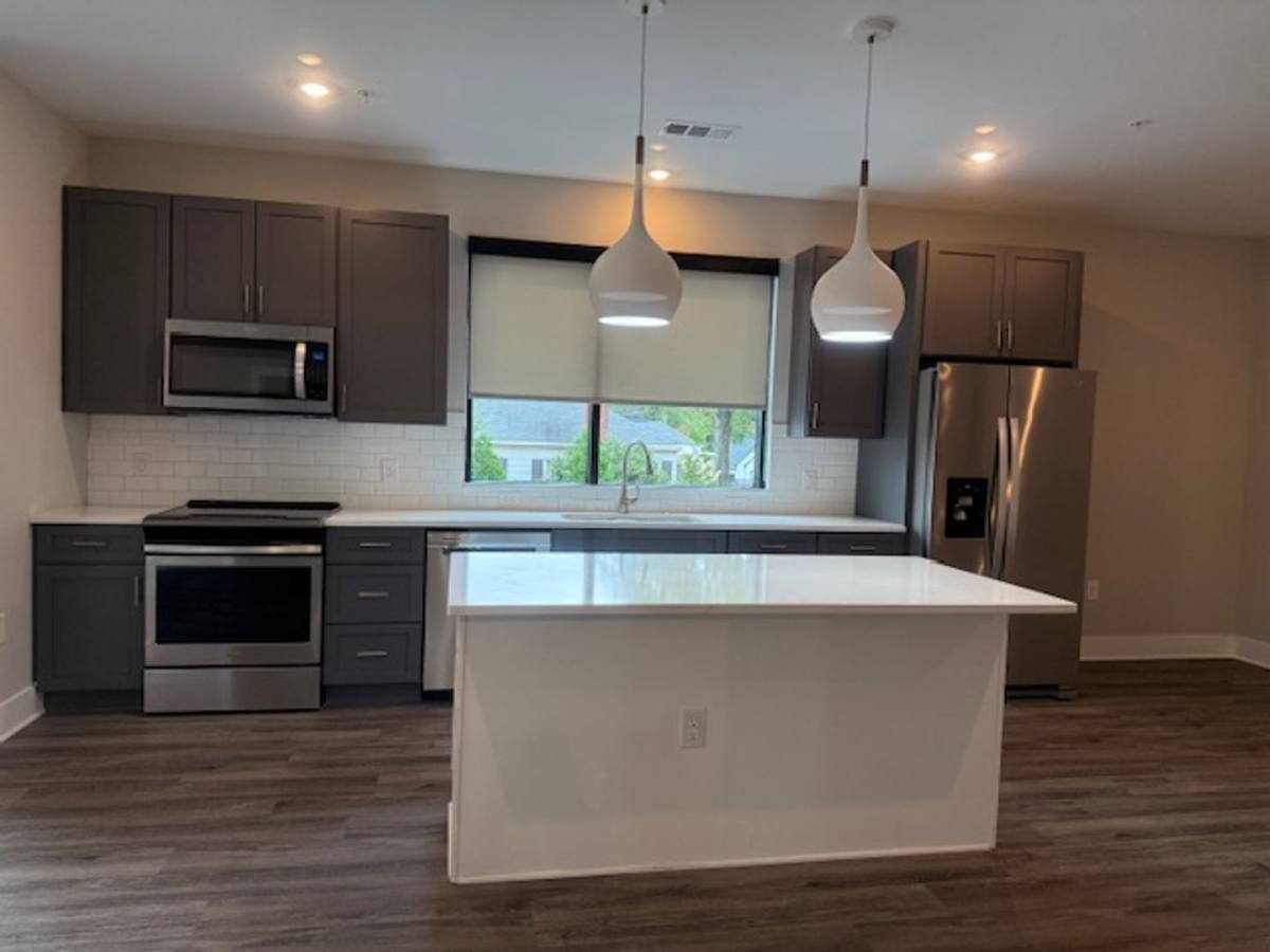 Apartment for rent at 400 E Chatham St, Cary, NC 27511