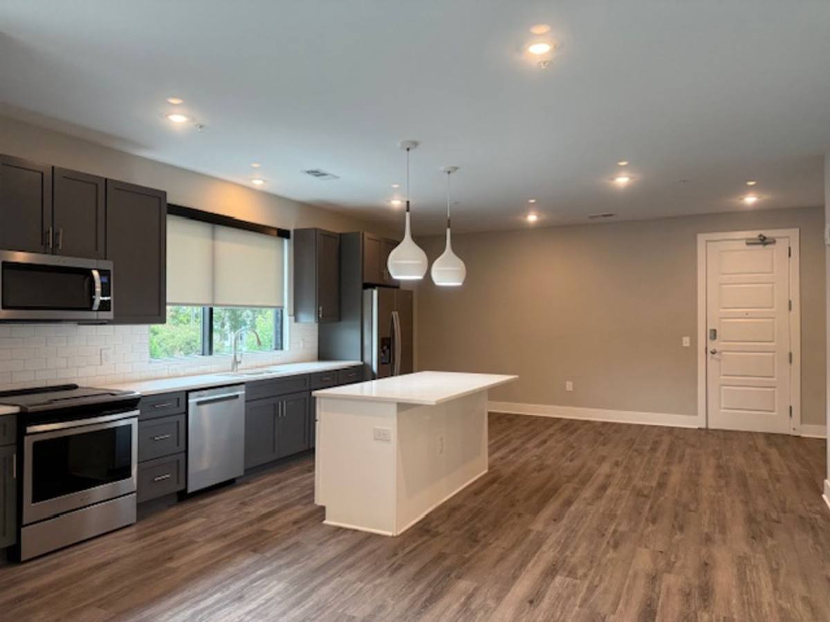 Apartment for rent at 400 E Chatham St, Cary, NC 27511