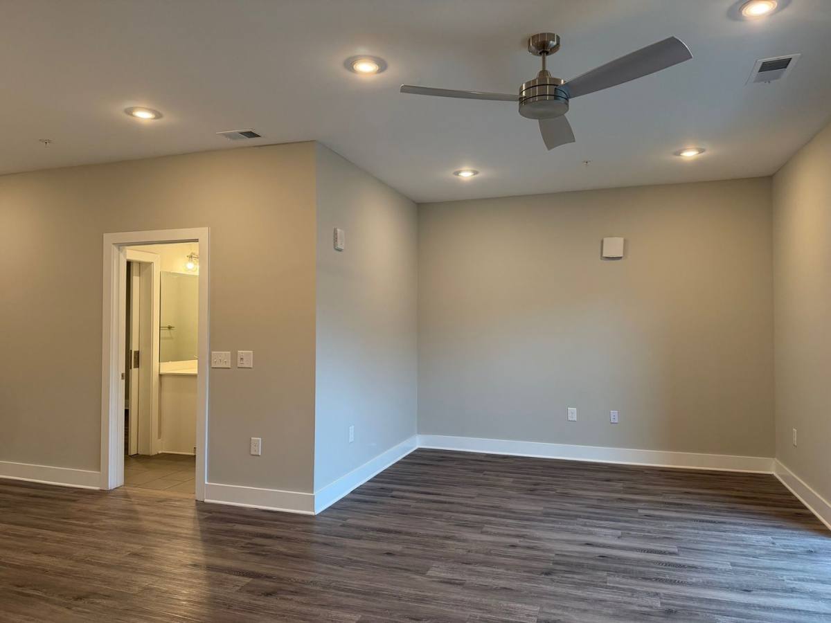 Apartment for rent at 400 E Chatham St, Cary, NC 27511