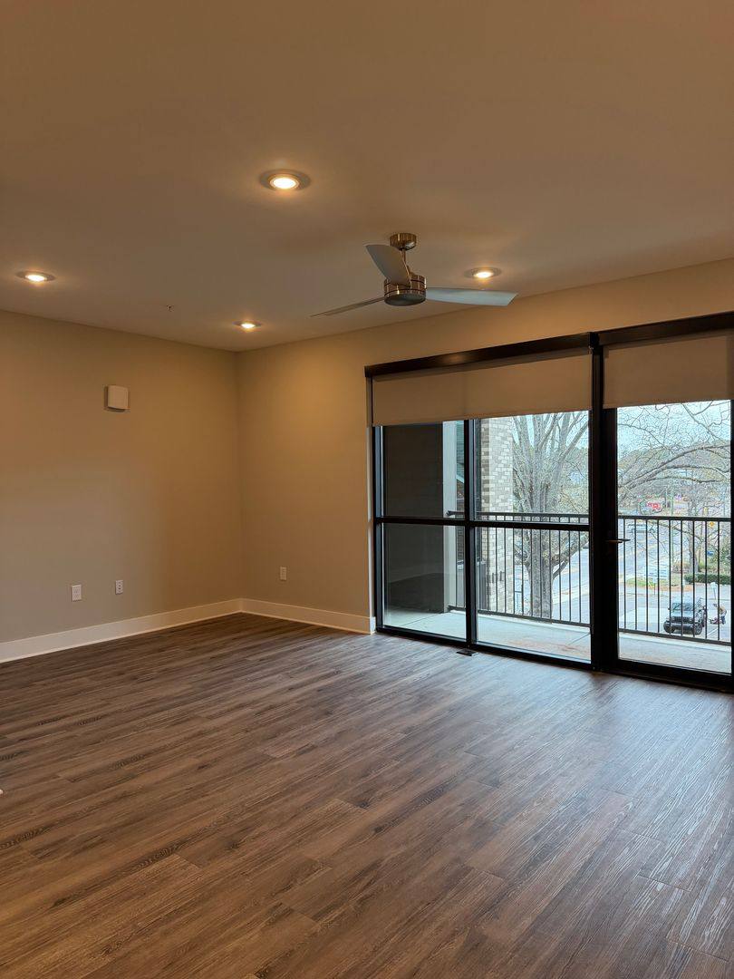 Apartment for rent at 400 E Chatham St, Cary, NC 27511