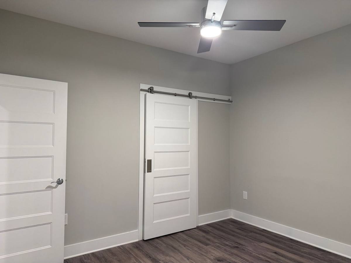 Apartment for rent at 400 E Chatham St, Cary, NC 27511
