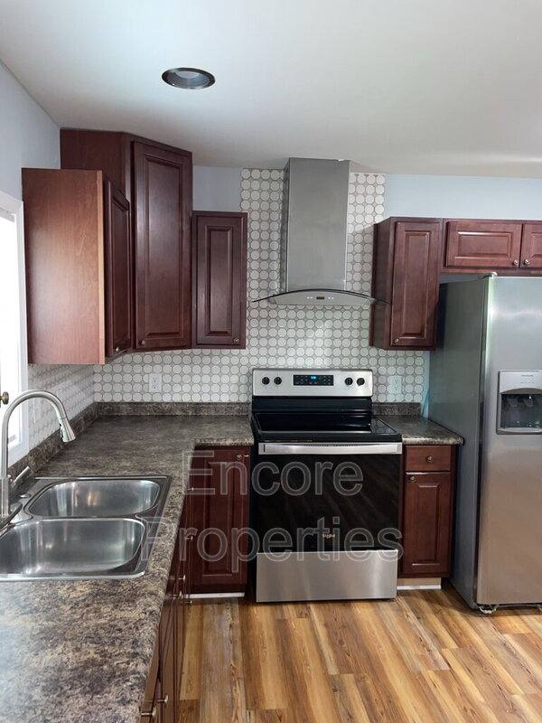 Apartment for rent at 119 S 7th Ave, Siler City, NC 27344