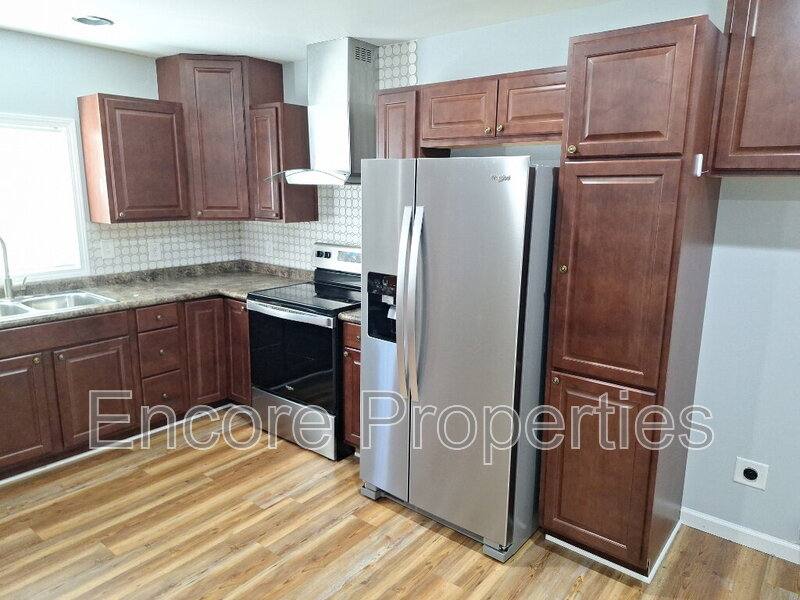 Apartment for rent at 119 S 7th Ave, Siler City, NC 27344