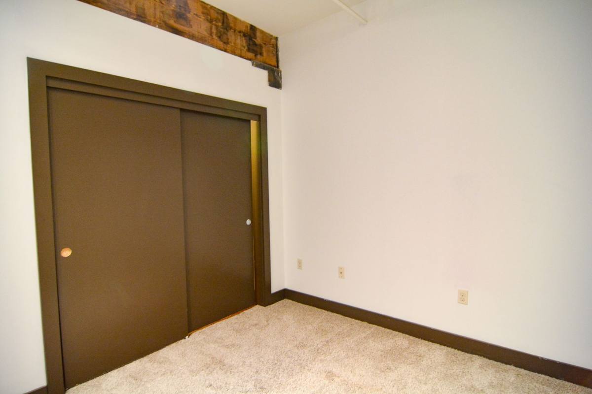 Apartment for rent at 424 S 12th St, Omaha, NE 68102
