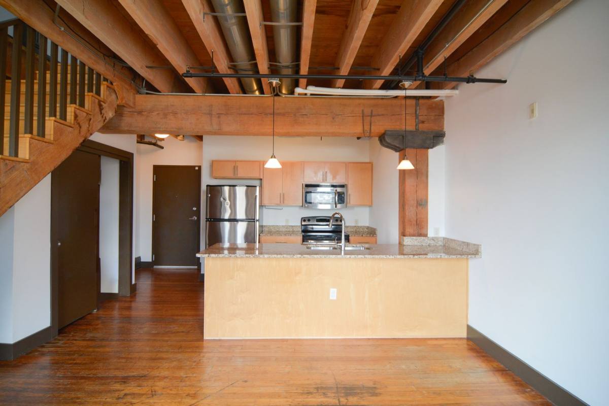 Apartment for rent at 424 S 12th St, Omaha, NE 68102