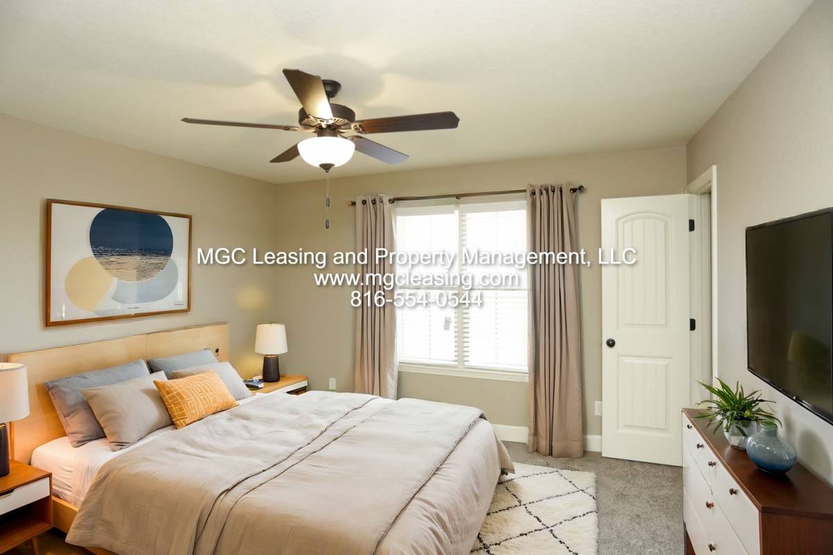 Townhouse for rent at 2231-2237 SW Burning Wood Lane, Lees Summit, MO 64082