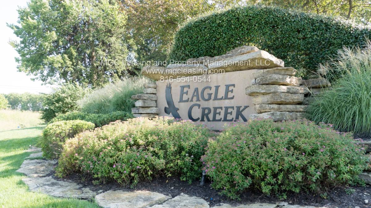 Townhouse for rent at 2231-2237 SW Burning Wood Lane, Lees Summit, MO 64082