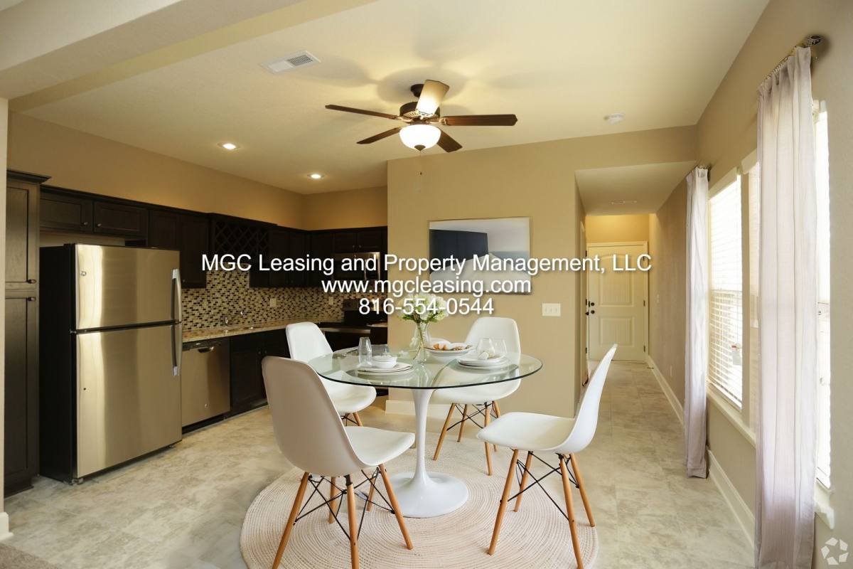 Townhouse for rent at 2231-2237 SW Burning Wood Lane, Lees Summit, MO 64082