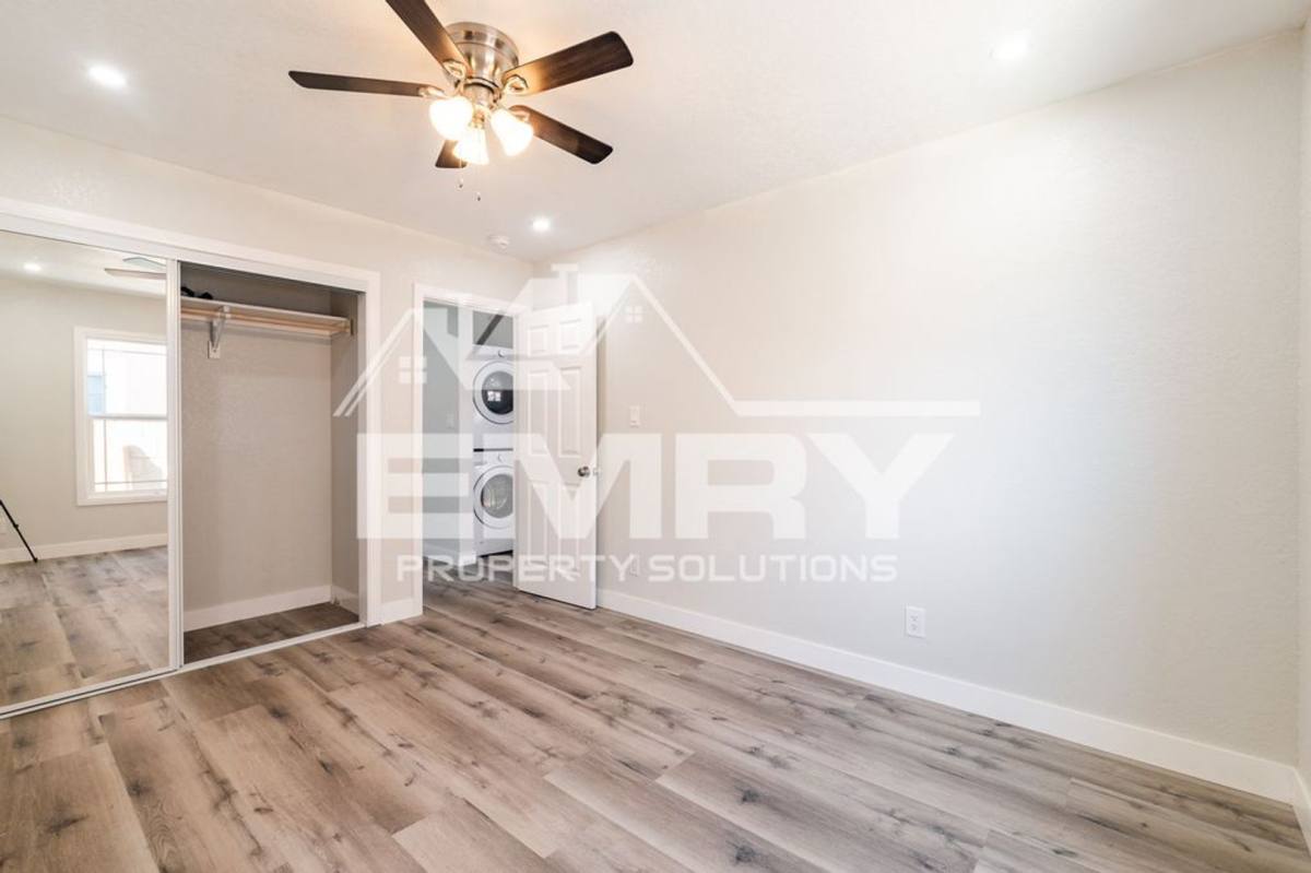 Apartment for rent at 3652 Platt Ave, Lynwood, CA 90262