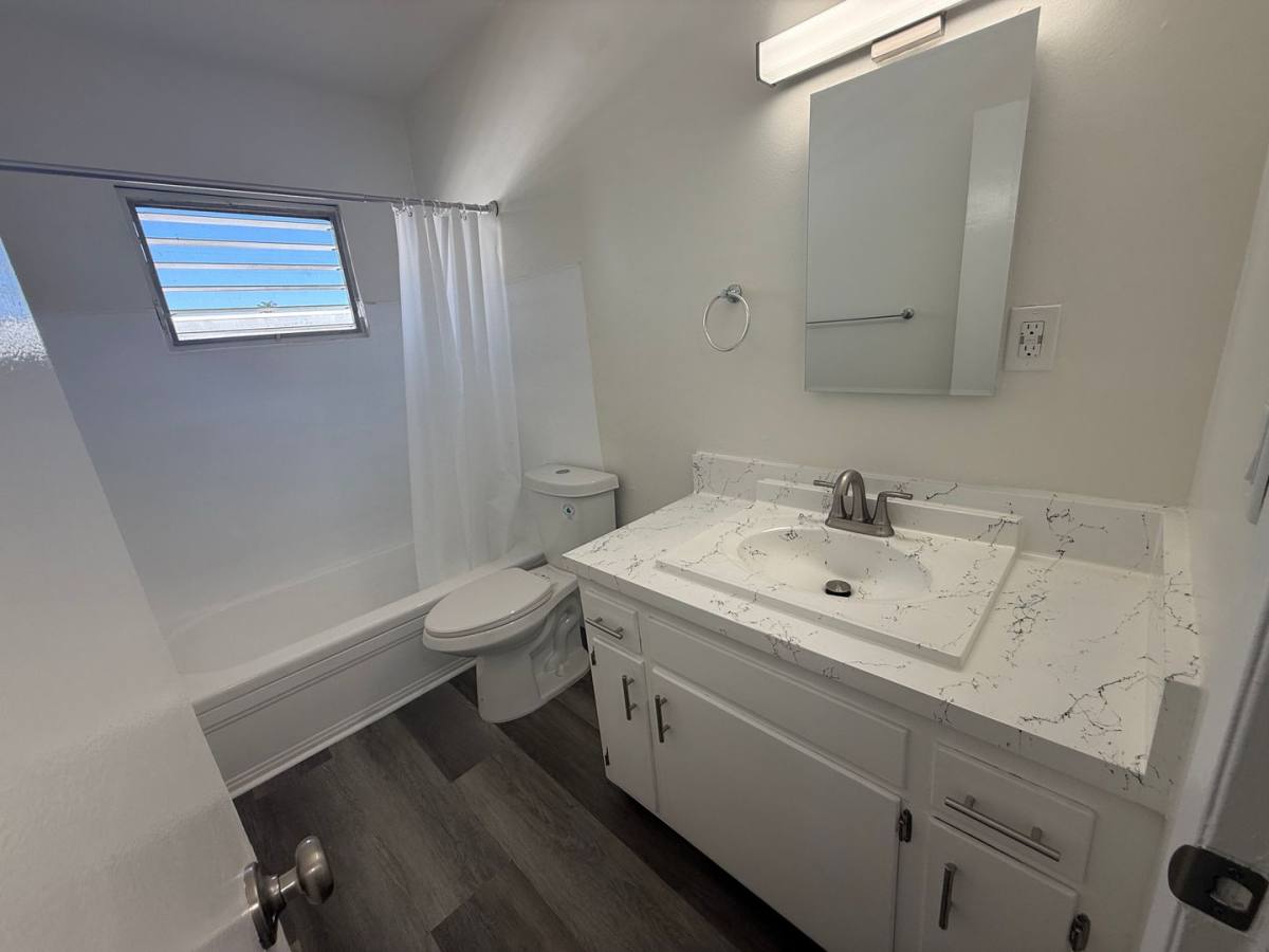 Apartment for rent at 8028 Boer Ave, Whittier, CA 90606