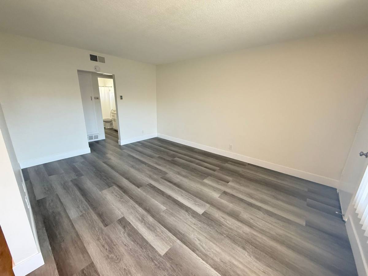 Apartment for rent at 8028 Boer Ave, Whittier, CA 90606