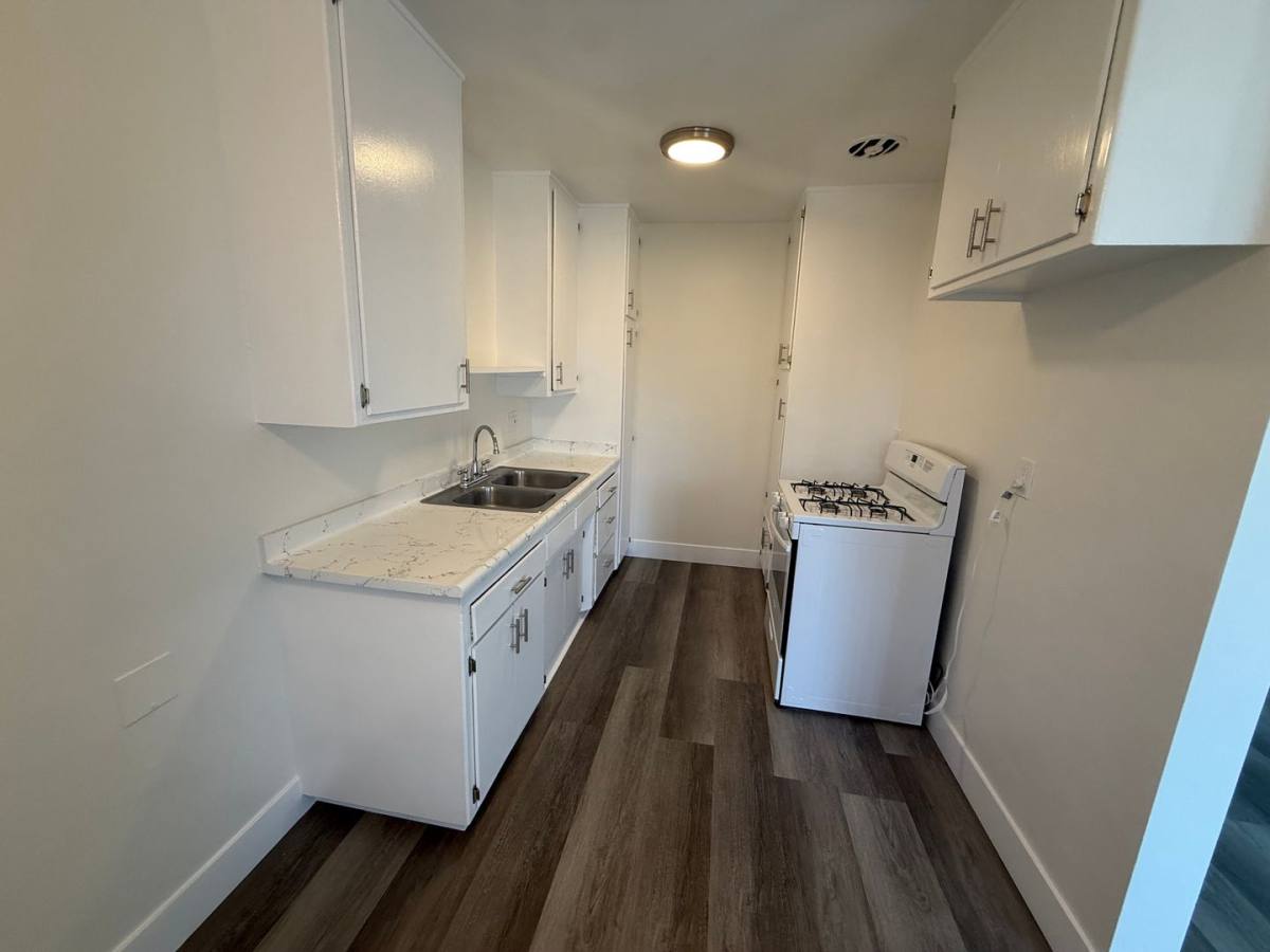 Apartment for rent at 8028 Boer Ave, Whittier, CA 90606