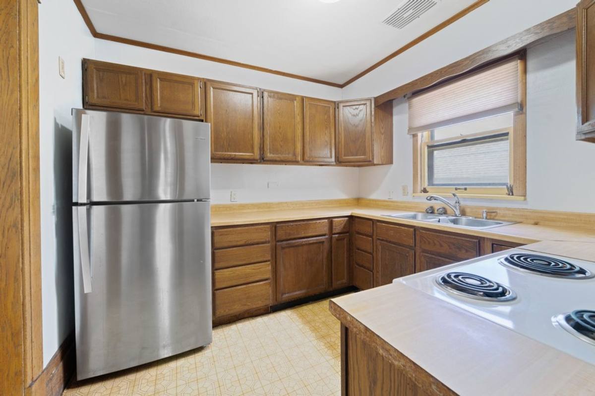 House for rent at 513 W 22nd St, Cedar Falls, IA 50613