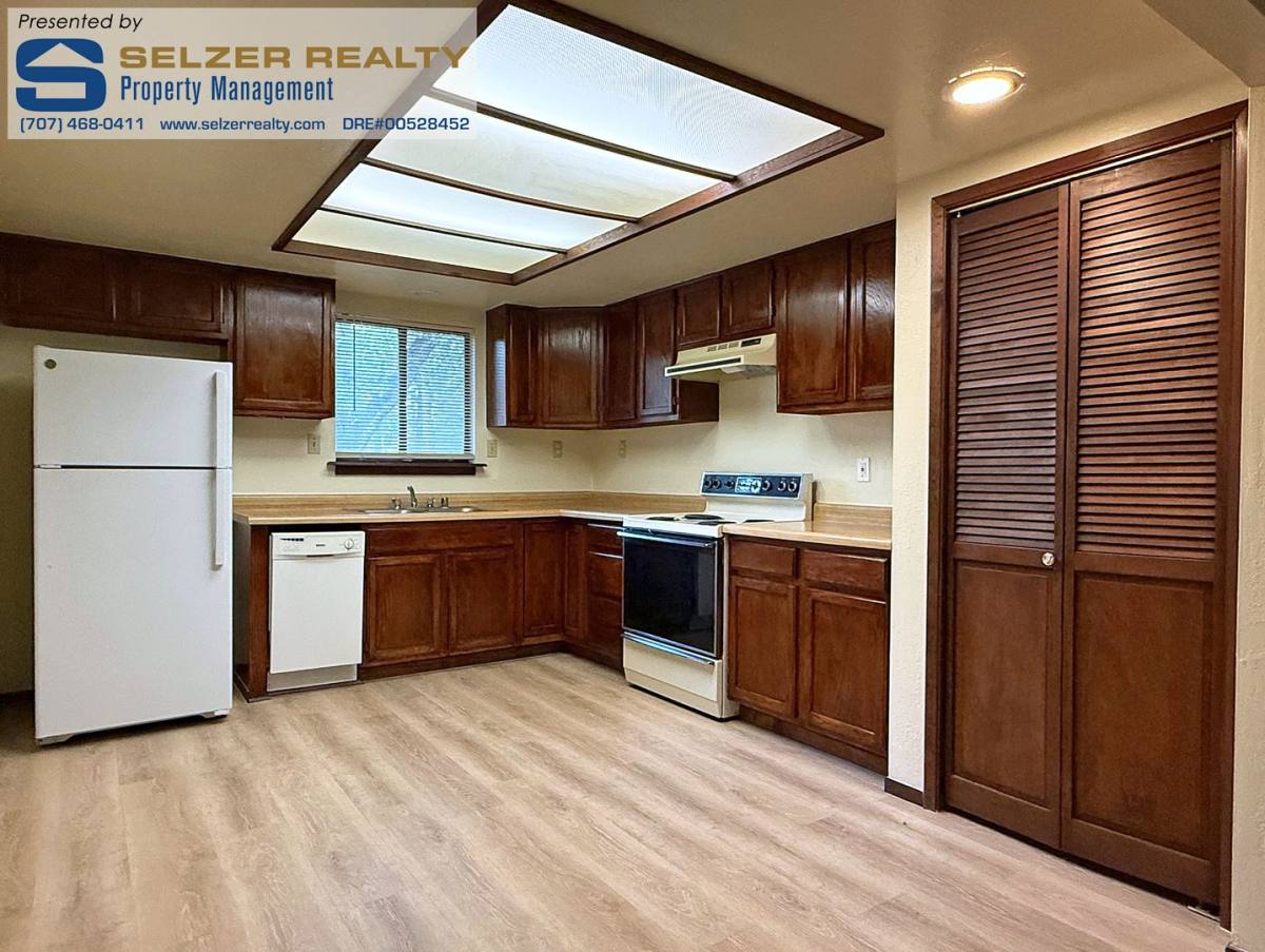 Apartment for rent at 25217 Sherwood Rd, Willits, CA 95490