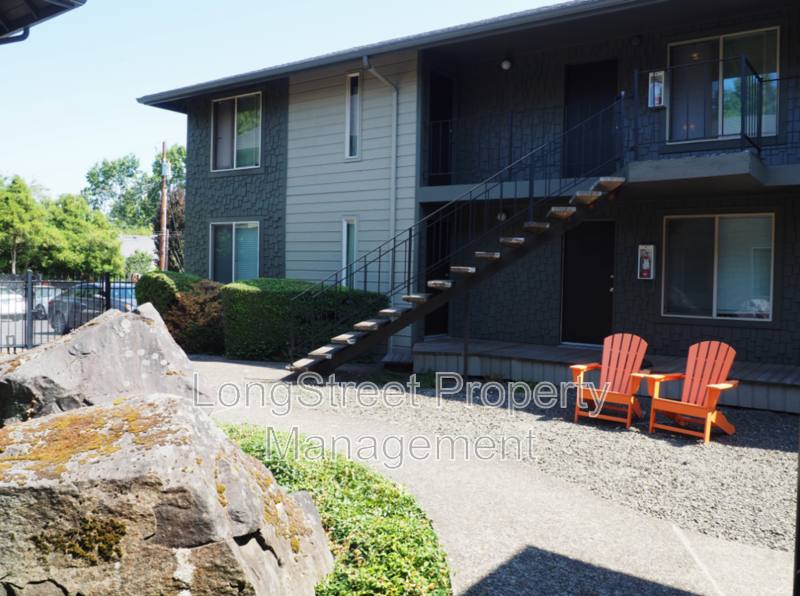 Apartment for rent at 2615 NW Harrison Blvd #2, Corvallis, OR 97330