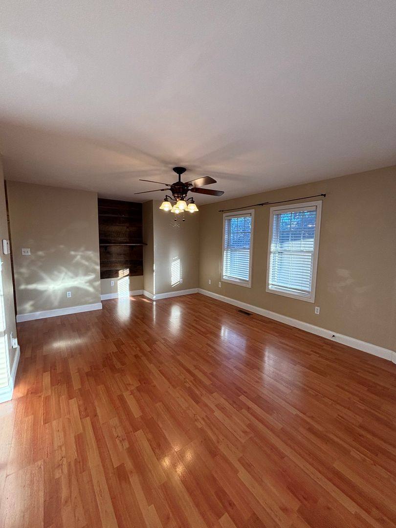 House for rent at 1305 Forest Ave, Maryville, TN 37804