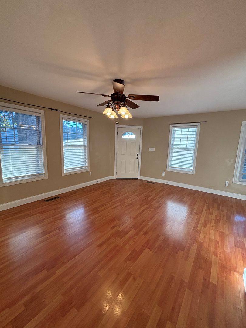 House for rent at 1305 Forest Ave, Maryville, TN 37804