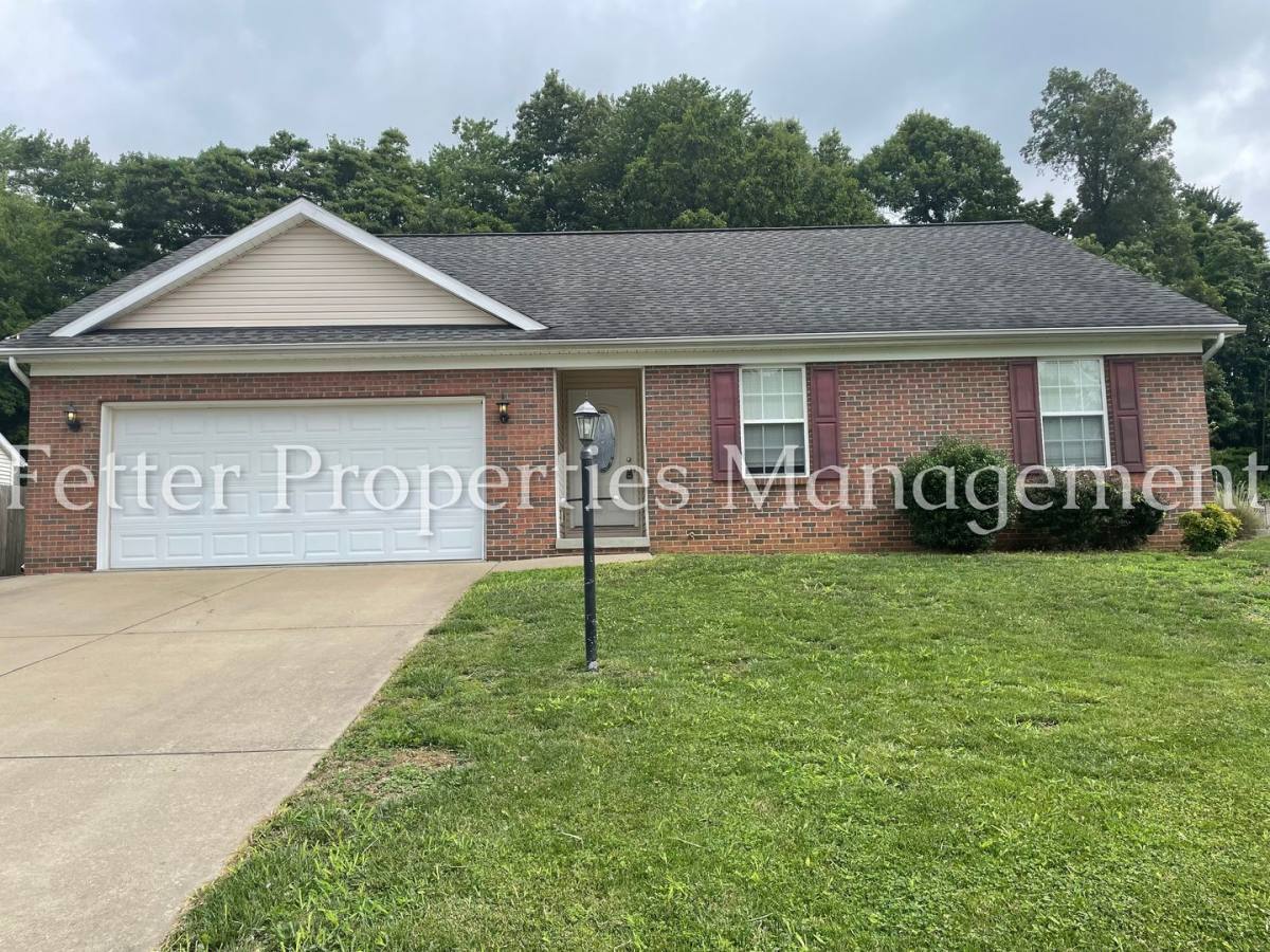 House for rent at 7778 Sandalwood Dr, Newburgh, IN 47630