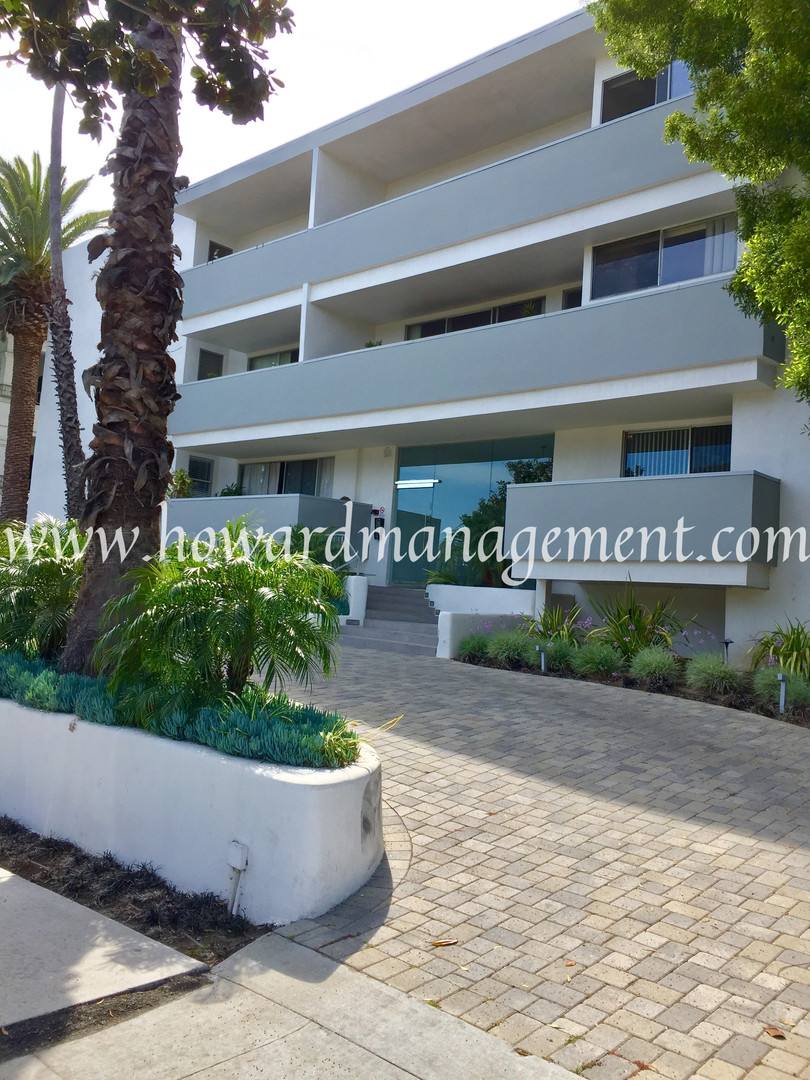 Apartment for rent at 537 San Vicente Blvd, Santa Monica, CA 90402