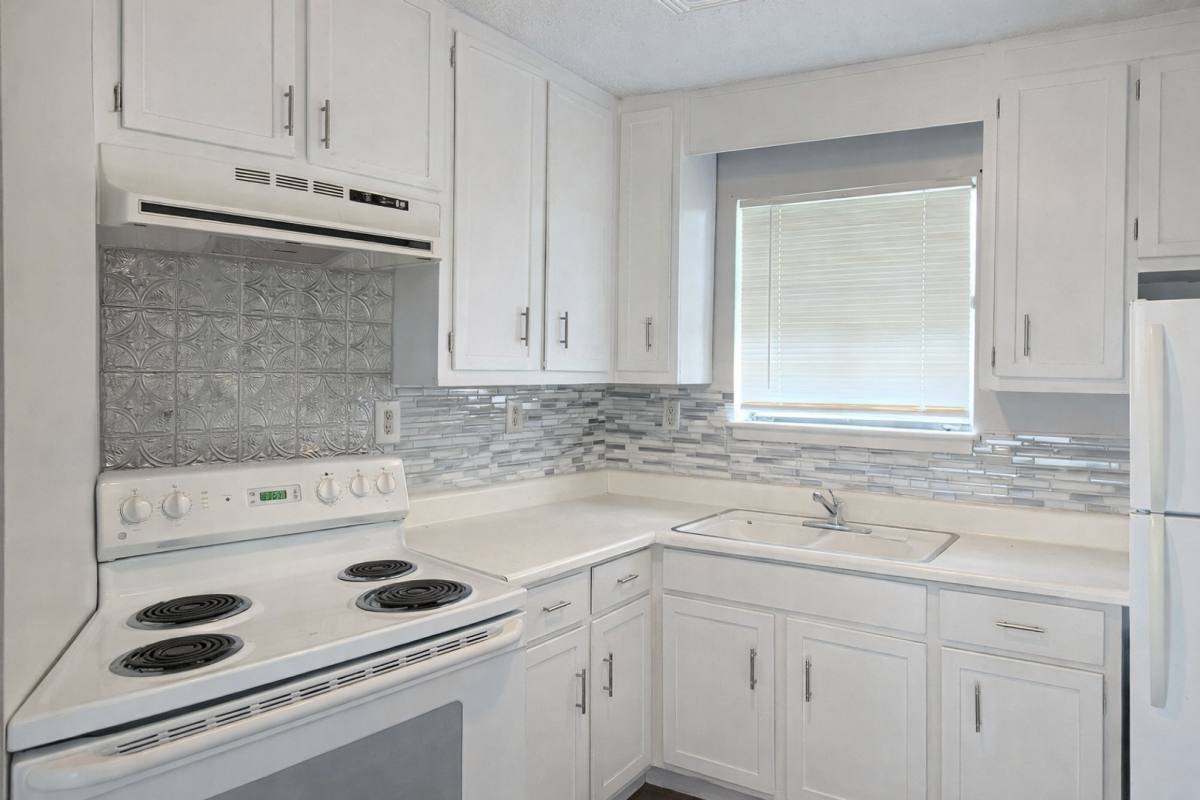 Apartment for rent at 90 High St, Madison, AL 35758