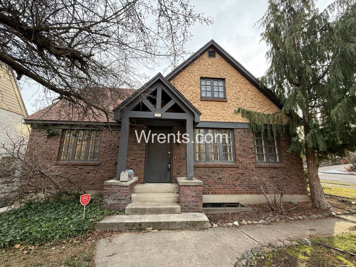 House for rent at 2225 S Madison St, Spokane, WA 99203