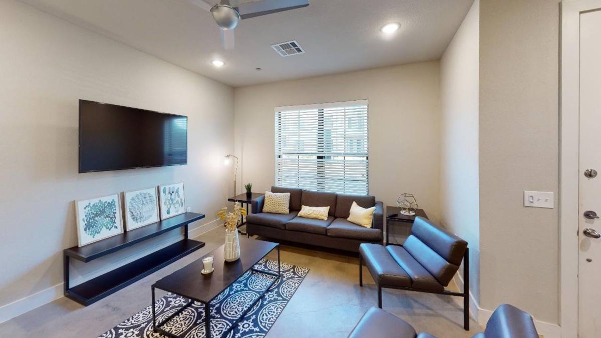 Townhouse for rent at 2430 S 2nd St, Waco, TX 76706