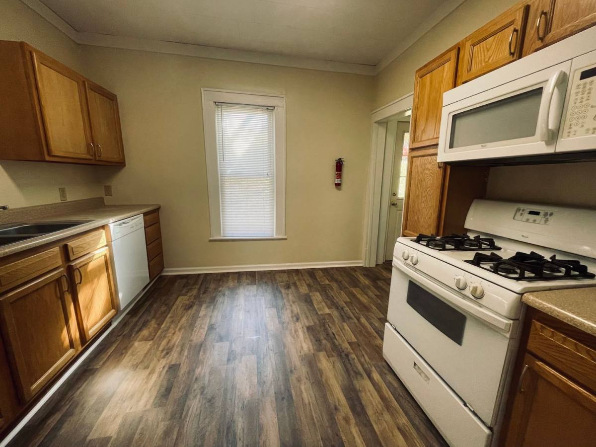 Apartment for rent at 14 Jacobs St, Morgantown, WV 26505