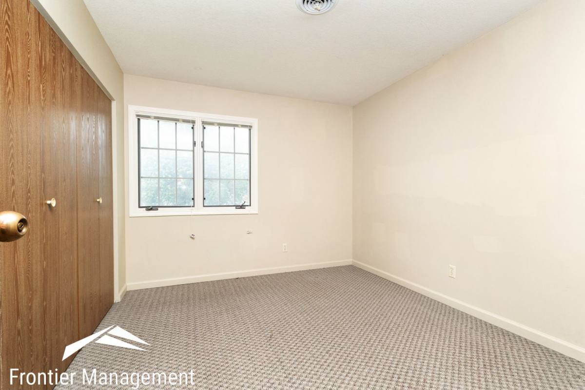 Apartment for rent at 1435 Anderson Ave, Manhattan, KS 66502