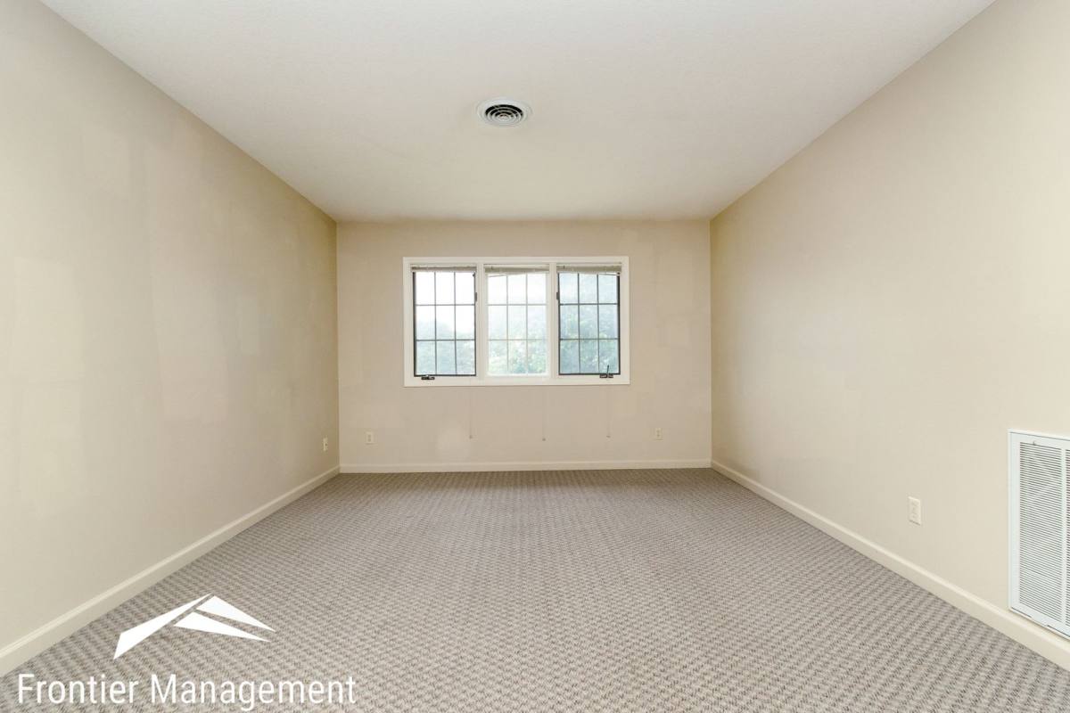 Apartment for rent at 1435 Anderson Ave, Manhattan, KS 66502
