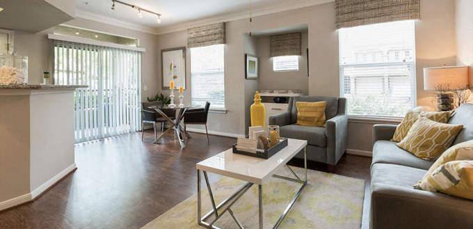 Apartment for rent at 2500 Old Farm Rd, Houston, TX 77063