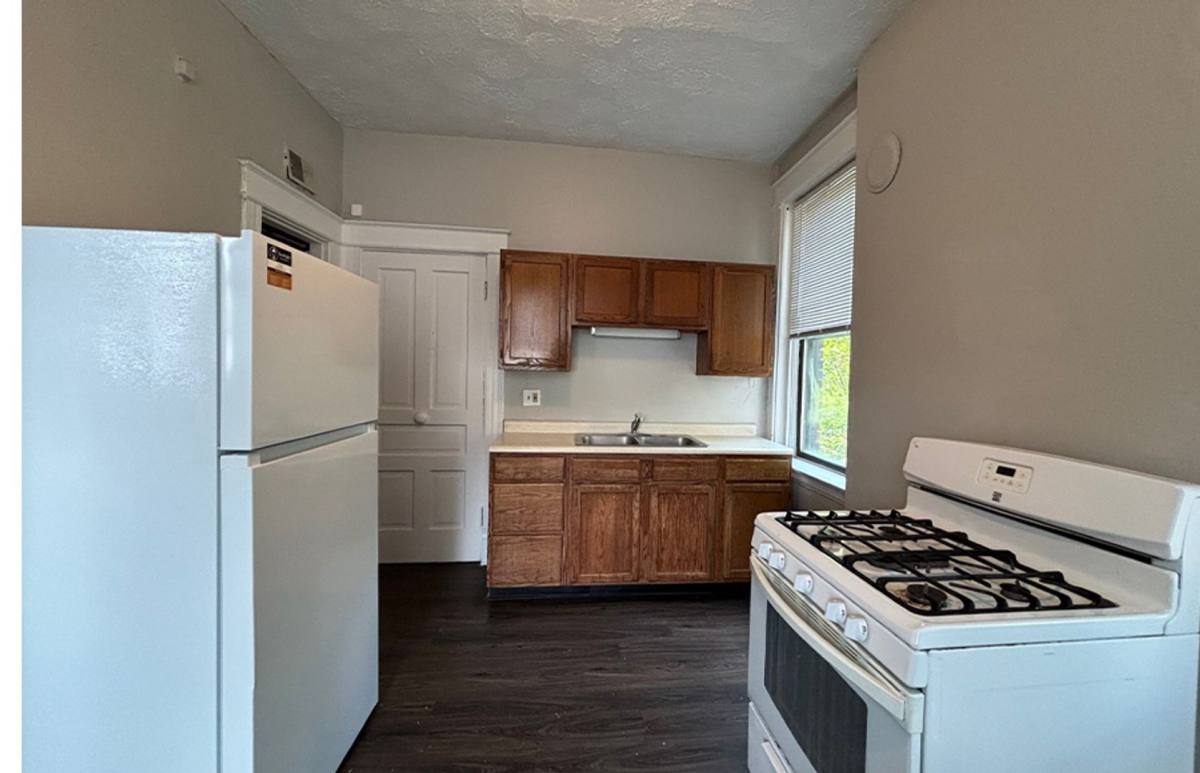 Apartment for rent at 3241 Jefferson Ave, Cincinnati, OH 45220