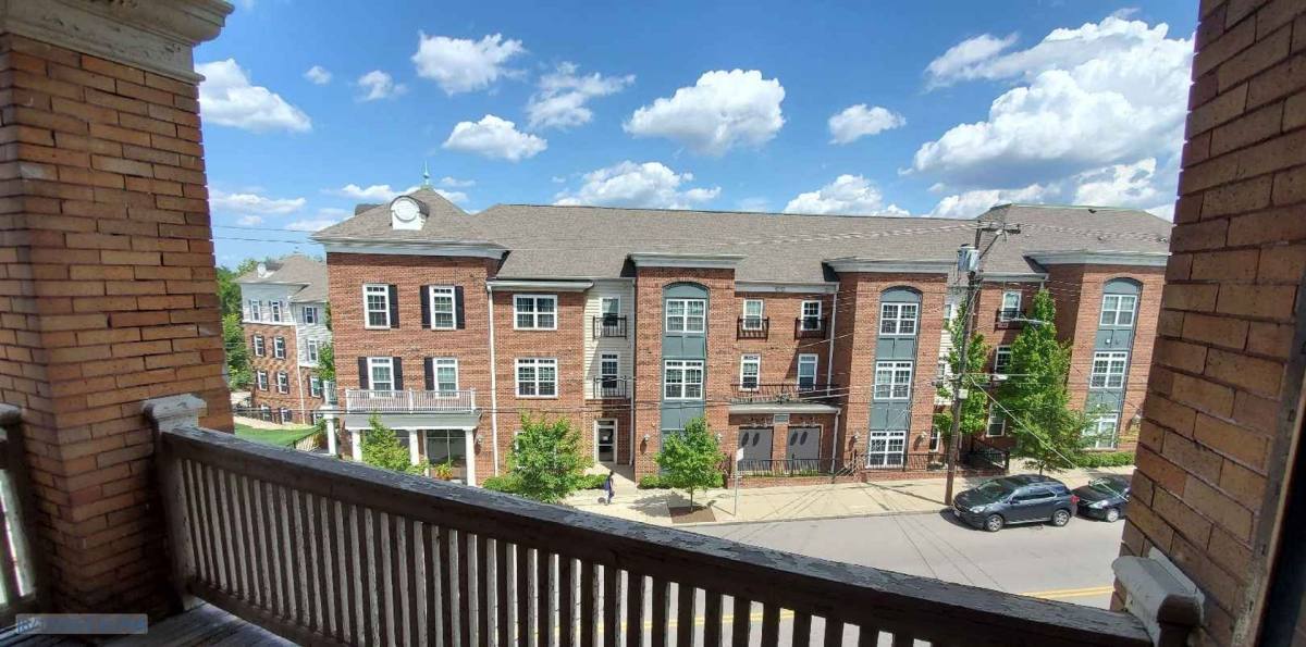 Apartment for rent at 3241 Jefferson Ave, Cincinnati, OH 45220