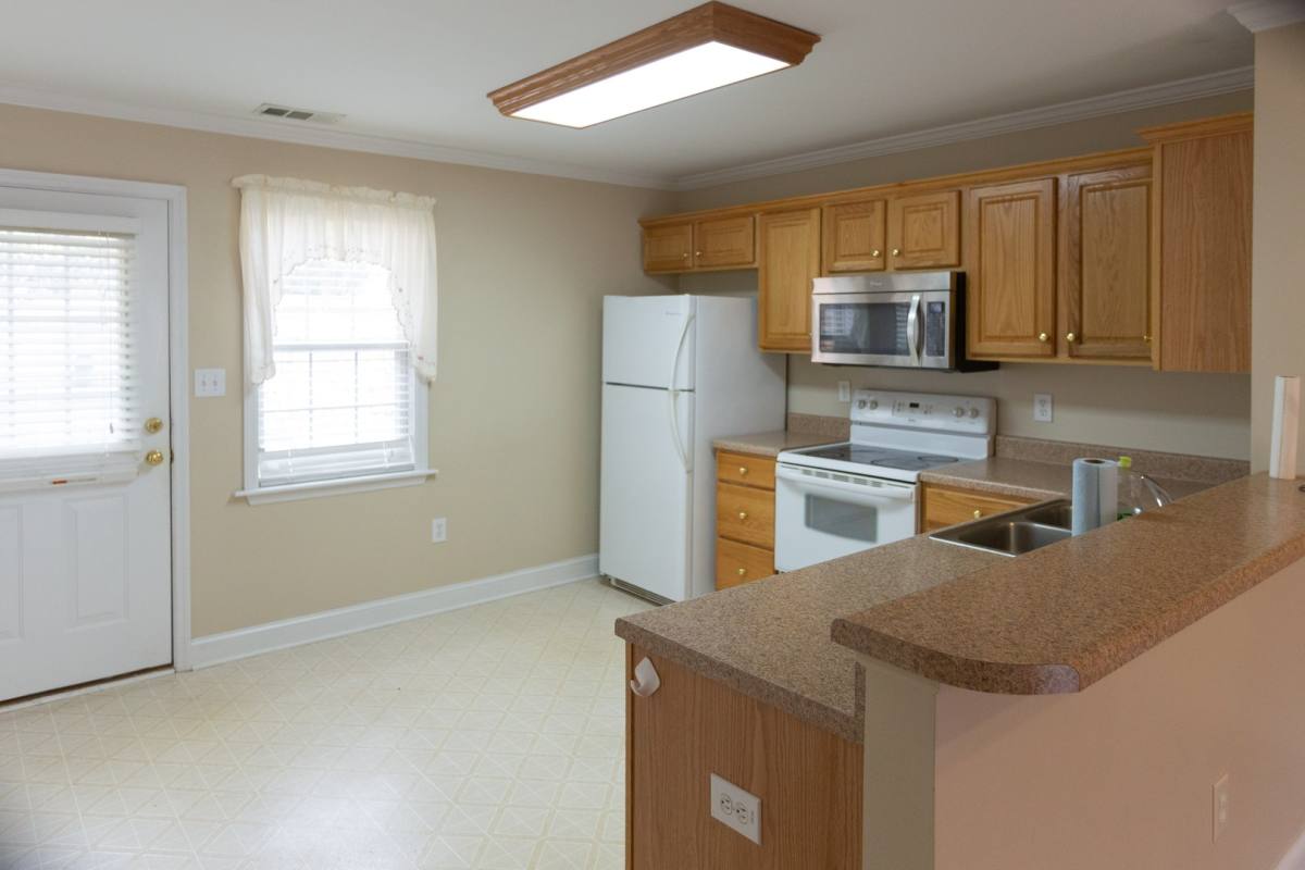 Townhouse for rent at 430 Logmont Trace, Athens, GA 30606