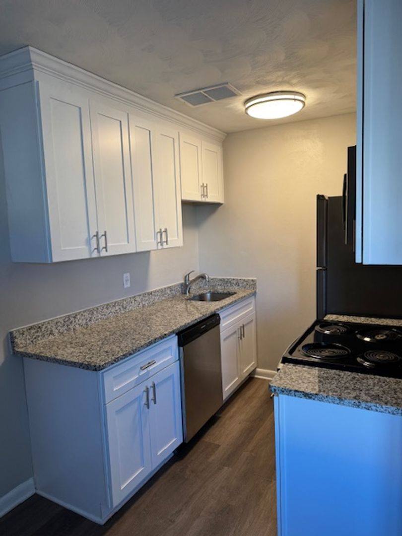 Apartment for rent at 710-727 20th St, Virginia Beach, VA 23451