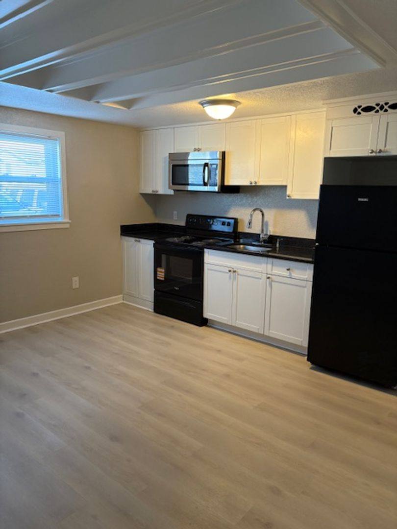 Apartment for rent at 710-727 20th St, Virginia Beach, VA 23451