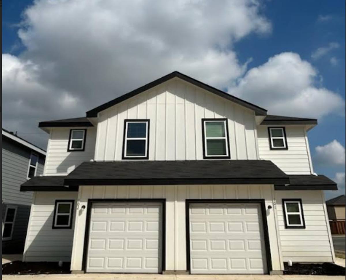 Townhouse for rent at 8711 Key Windy Way, Converse, TX 78109