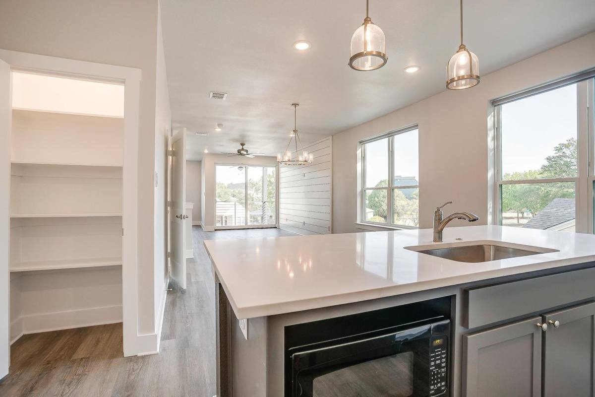 Apartment for rent at 2345 Benbrook Blvd, Fort Worth, TX 76110
