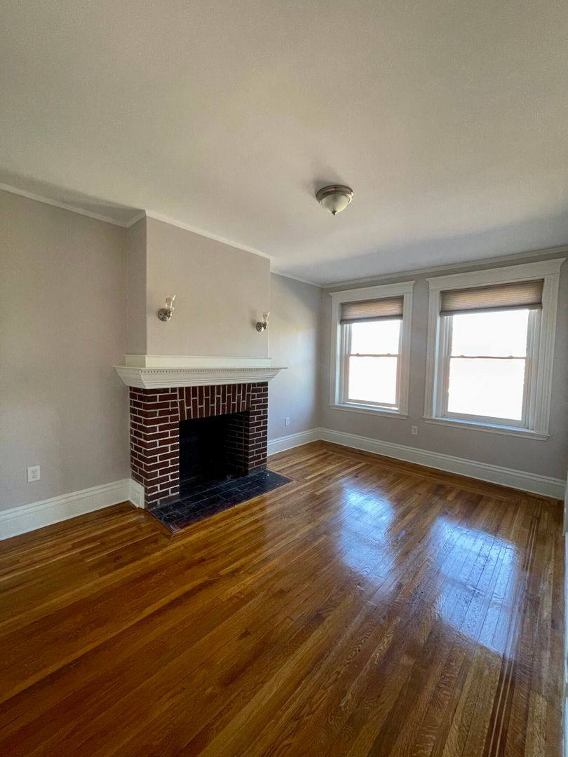 Apartment for rent at 181 Harvard St #6, Brookline, MA 02446